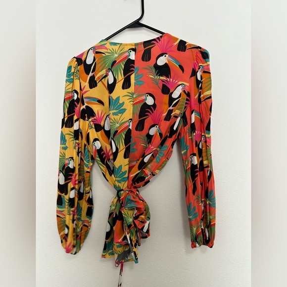 FARM Rio NWT Wrap Top - Picture 3 of 3